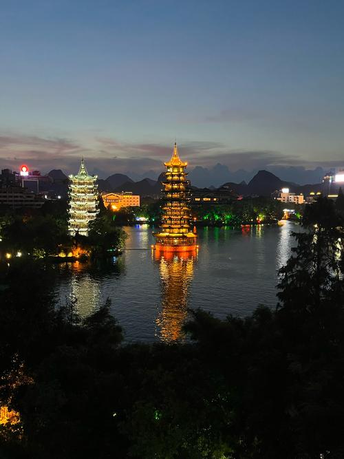 广西阳朔有什么好玩的地方？阳朔有什么旅游景点？