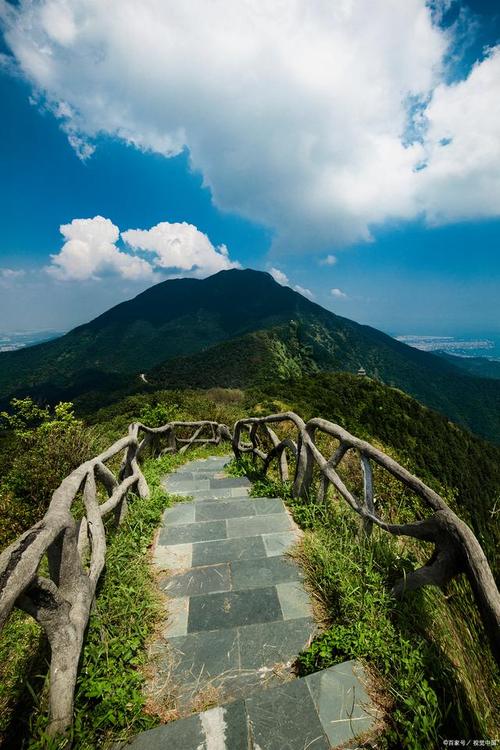 夏天旅游必去十大景点