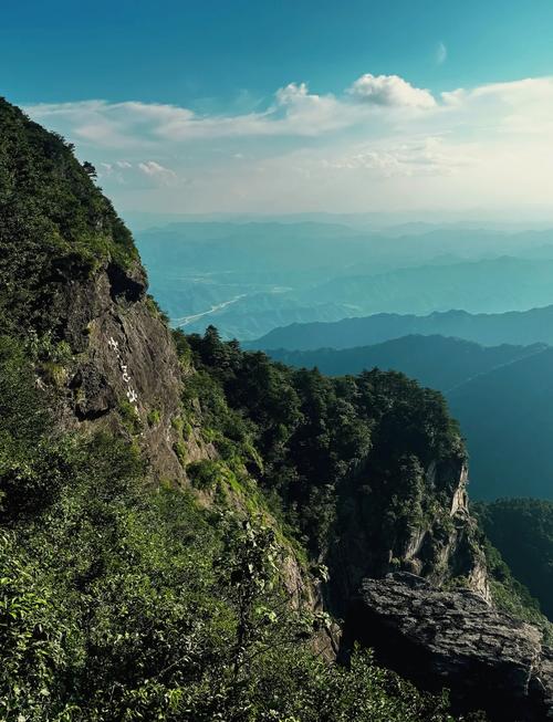 九宫山风景名胜区，九宫山风景名胜区房出售？