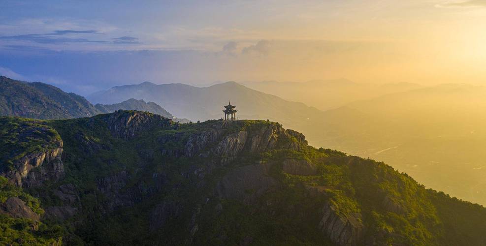 湖南必去旅游景点,这11个热门景点,你去过几个?超实用攻略!