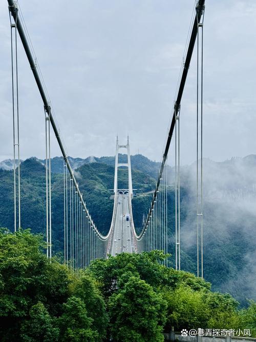 湖南省内自驾游前十必去景点,湖南旅游景点推荐自驾攻略