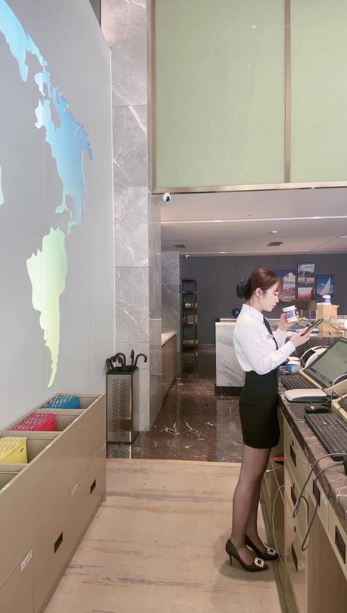 女生做酒店前台好不好