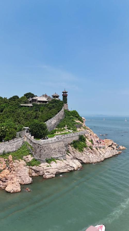 要去烟台旅游了,可不可以推荐几个必去景点