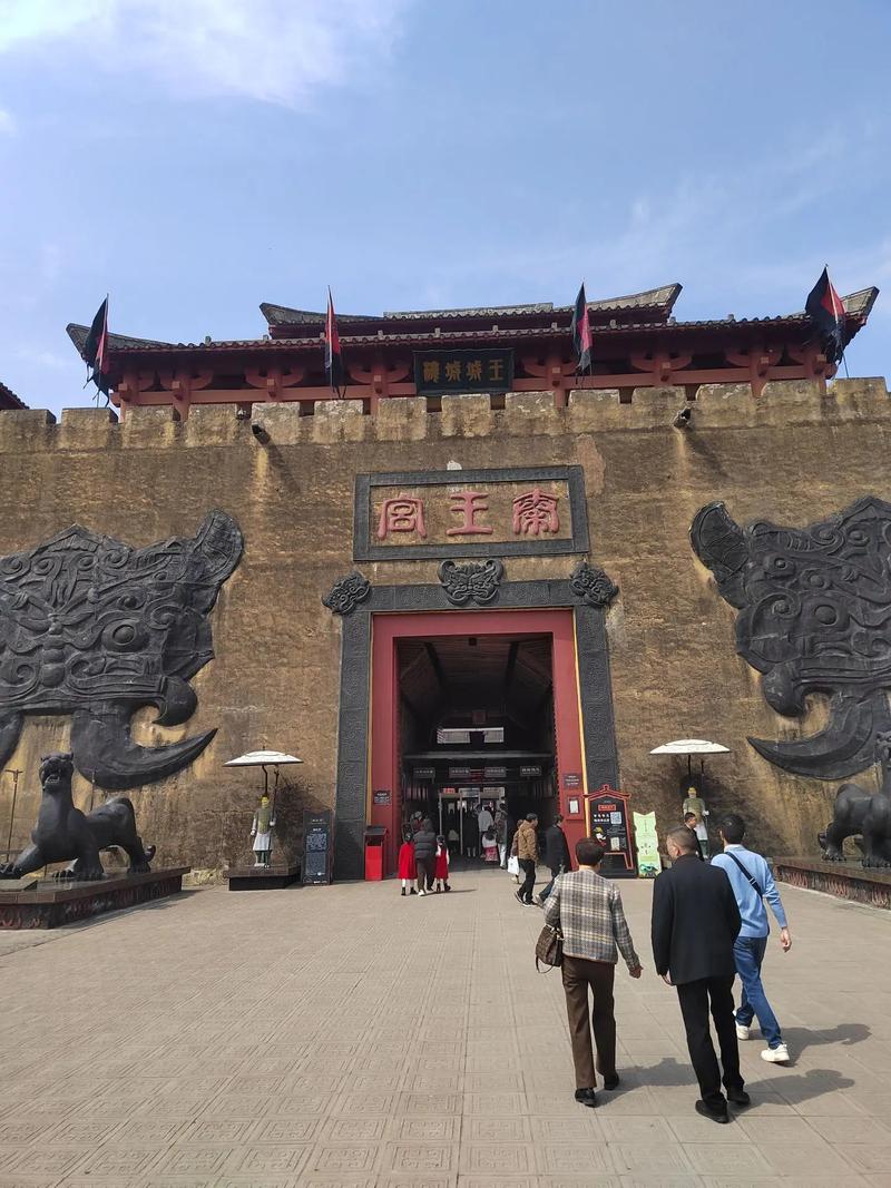 浙江东阳有什么好玩的地方吗?(除了横店)
